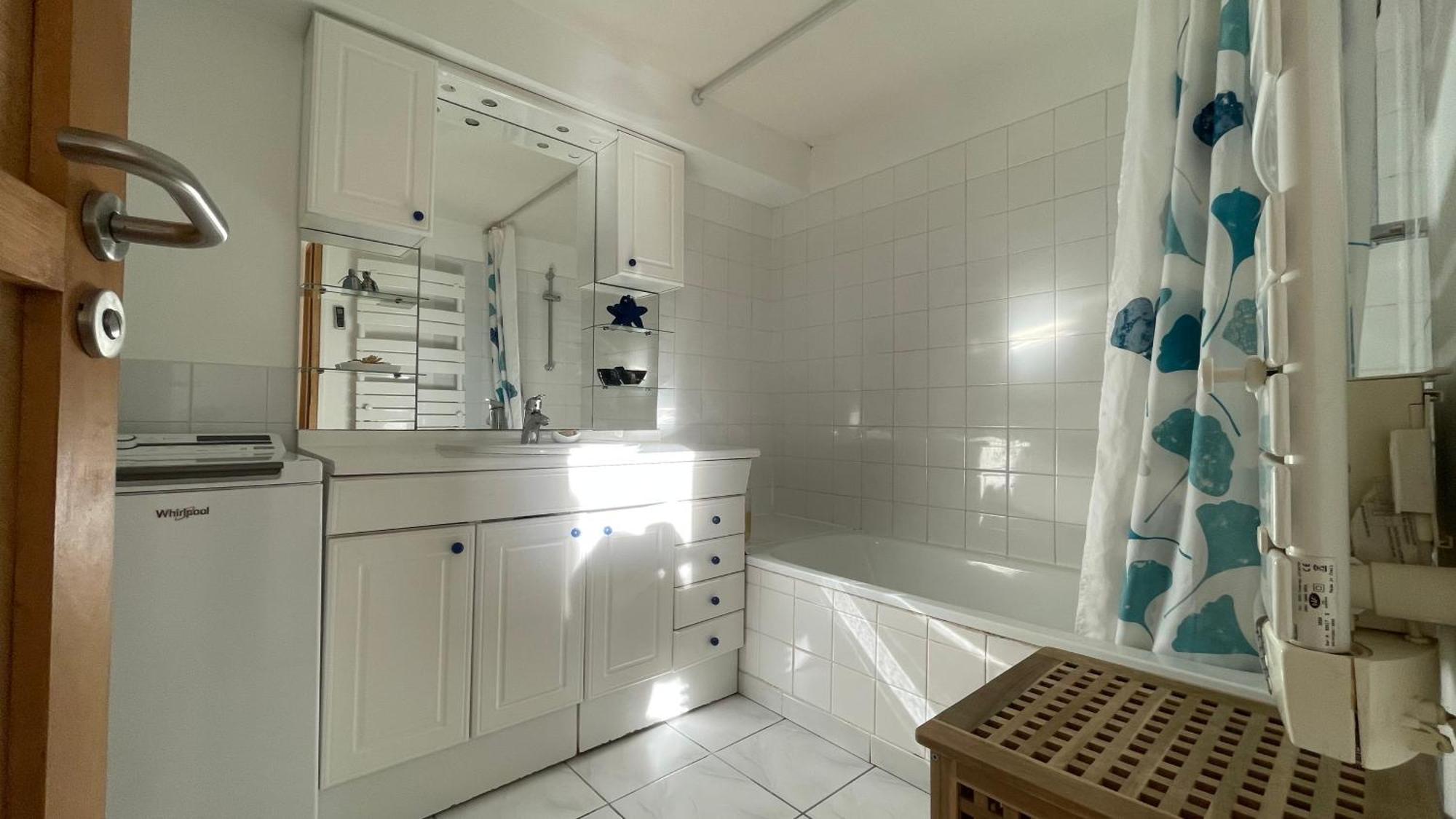 Large Private Garden, Quiet 2-Bedroom Apartment, Air Conditioning, Wifi, Parking Κασί Εξωτερικό φωτογραφία